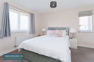 Bedroom- click for photo gallery